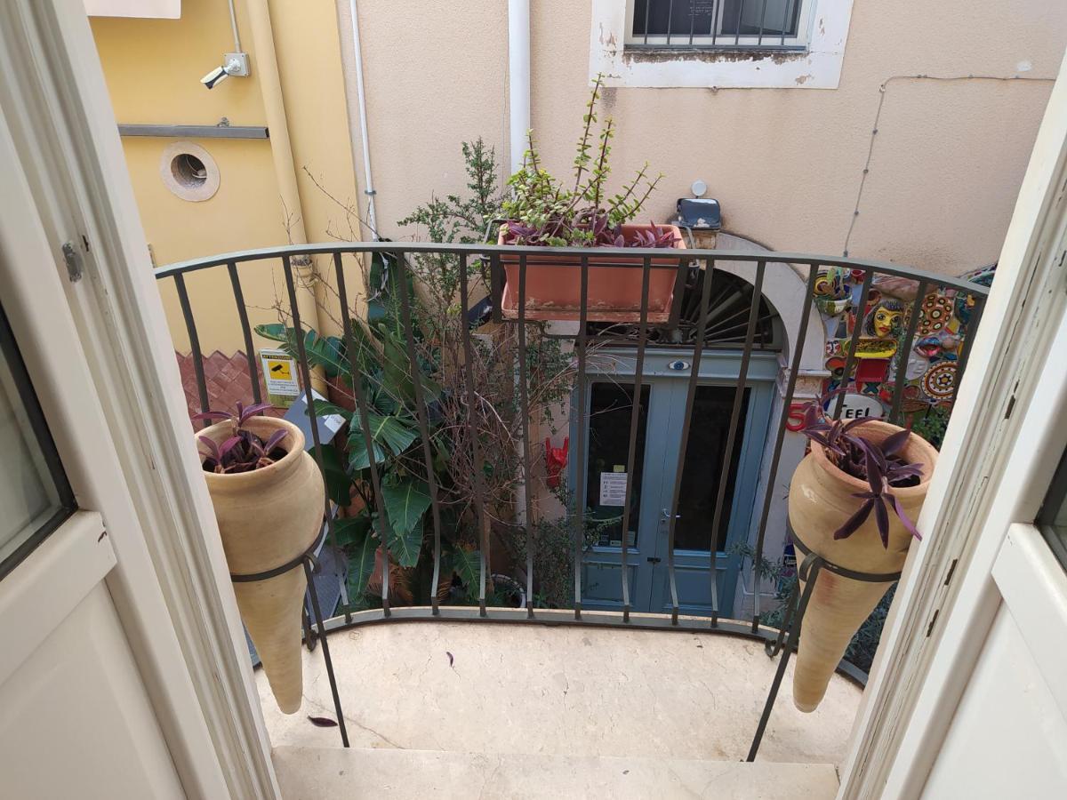 Casa Bianca - Luxury With Balcony In The City Centre Taormina Eksteriør billede